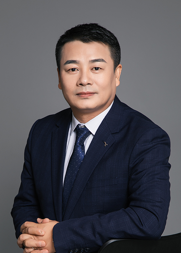 严宝强.jpg